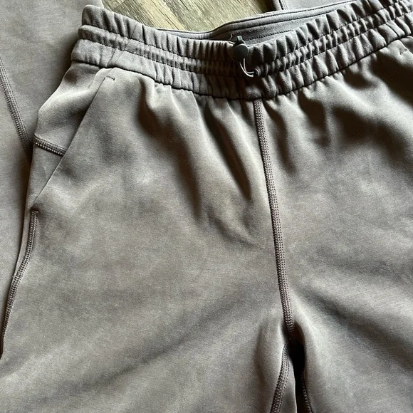 lululemon softstreme high-rise pant *short - Picture 5 of 5